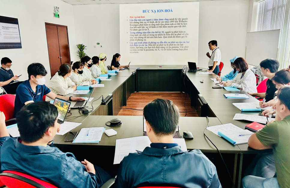 đào tạo an toàn bức xạ